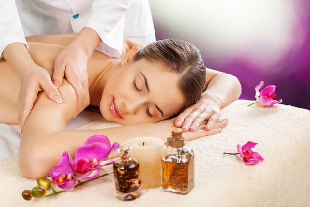 Aroma candles, essential oils and bath salts